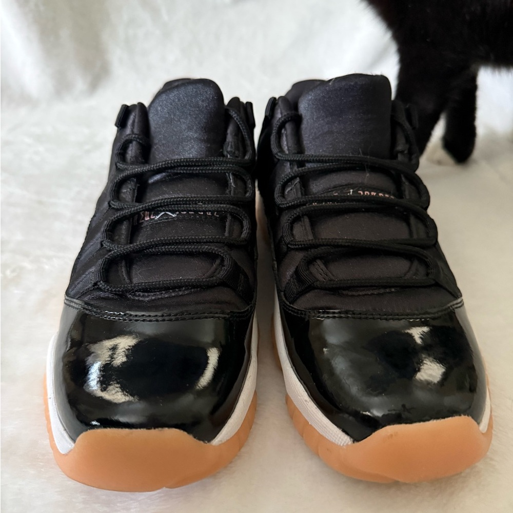 Jordan Kids Black Patent Low-Top Sneakers with Gum Sole